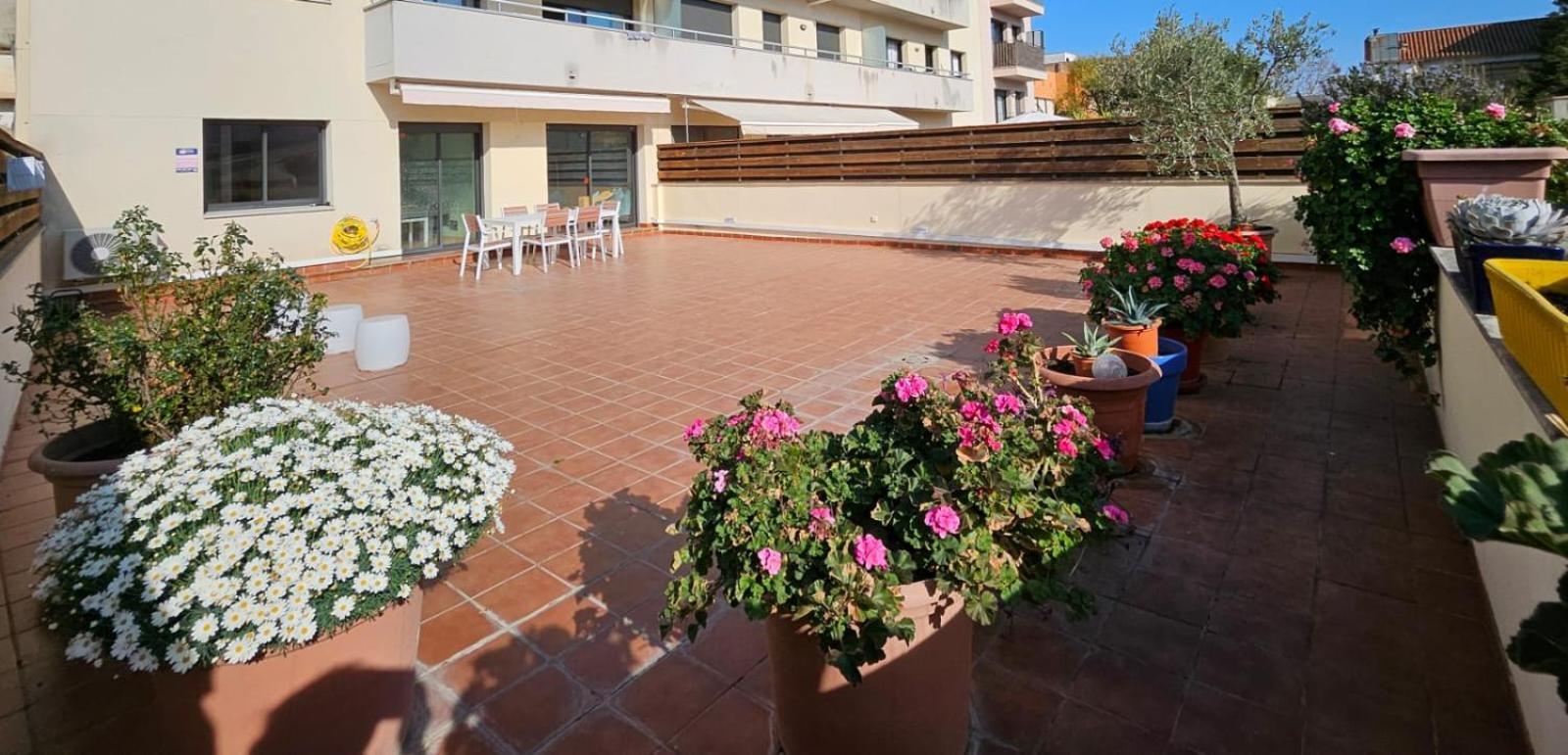 Apartamento Vilallonga Figueres  Eksteriør bilde
